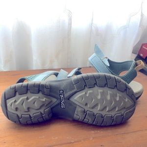 Teva Women’s Vera Sandal  Arona/Sagebrush